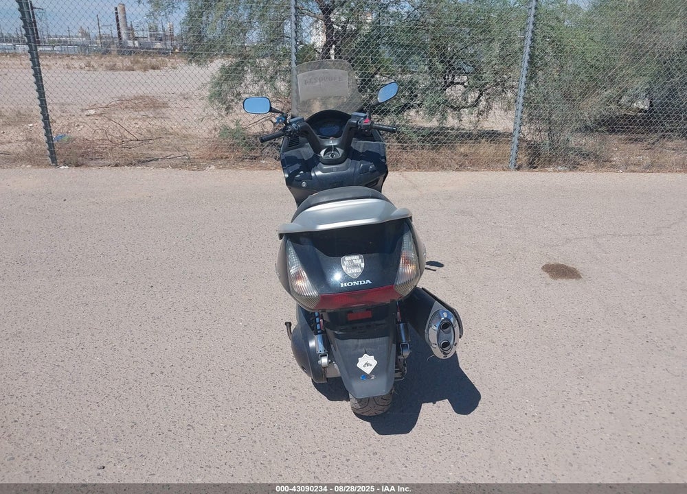 2013 HONDA FSC600 A VIN: JH2PF0144DK100022