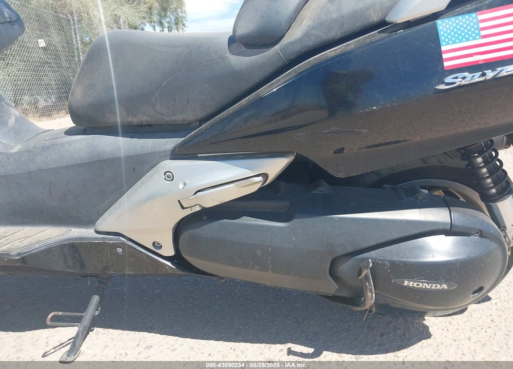 2013 HONDA FSC600 A VIN: JH2PF0144DK100022