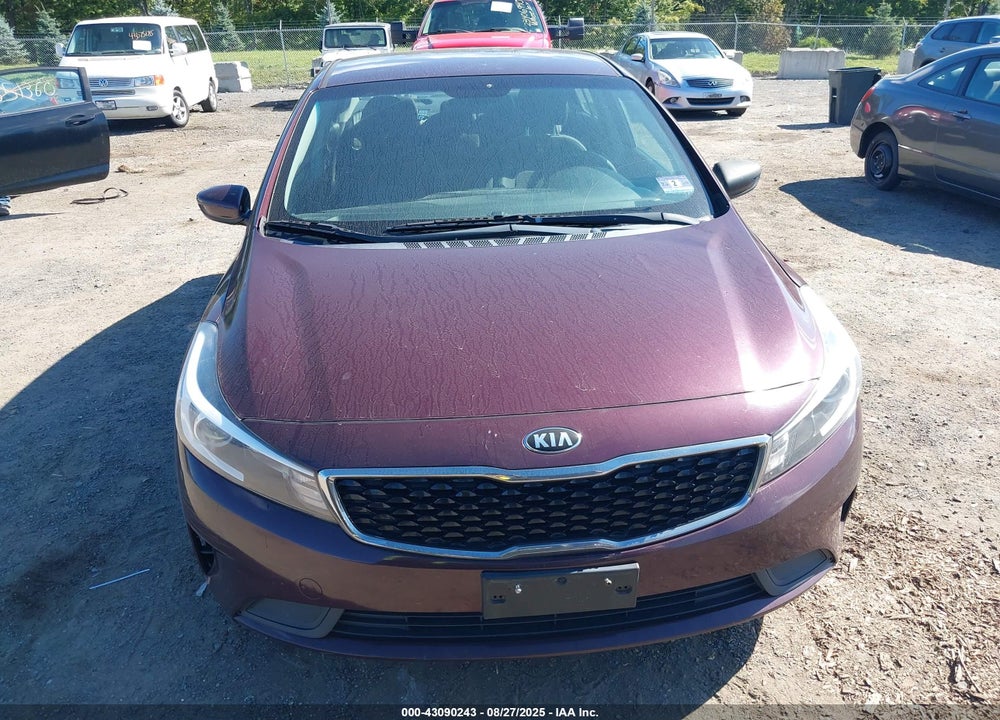 2017 KIA FORTE VIN: 3KPFL4A74HE010098