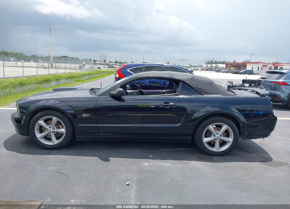 2008 FORD MUSTANG GT DELUXE/GT PREMIUM VIN: 1ZVHT85H185127553