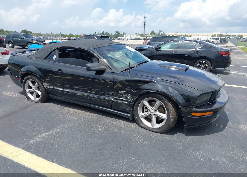 2008 FORD MUSTANG GT DELUXE/GT PREMIUM VIN: 1ZVHT85H185127553