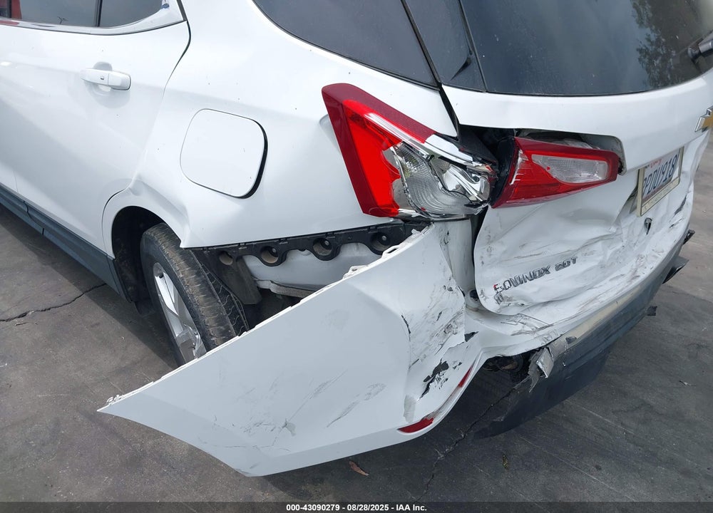 2018 CHEVROLET EQUINOX VIN: 2GNAXKEX3J6214983