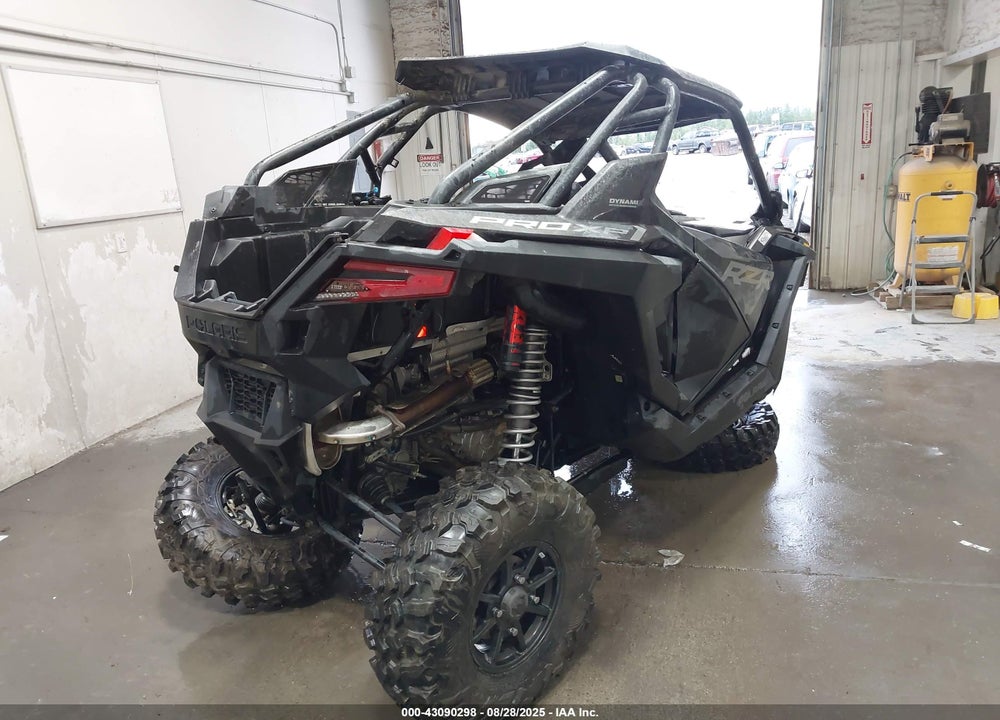 2024 POLARIS RZR PRO XP ULTIMATE VIN: 3NSRAD928RG064570