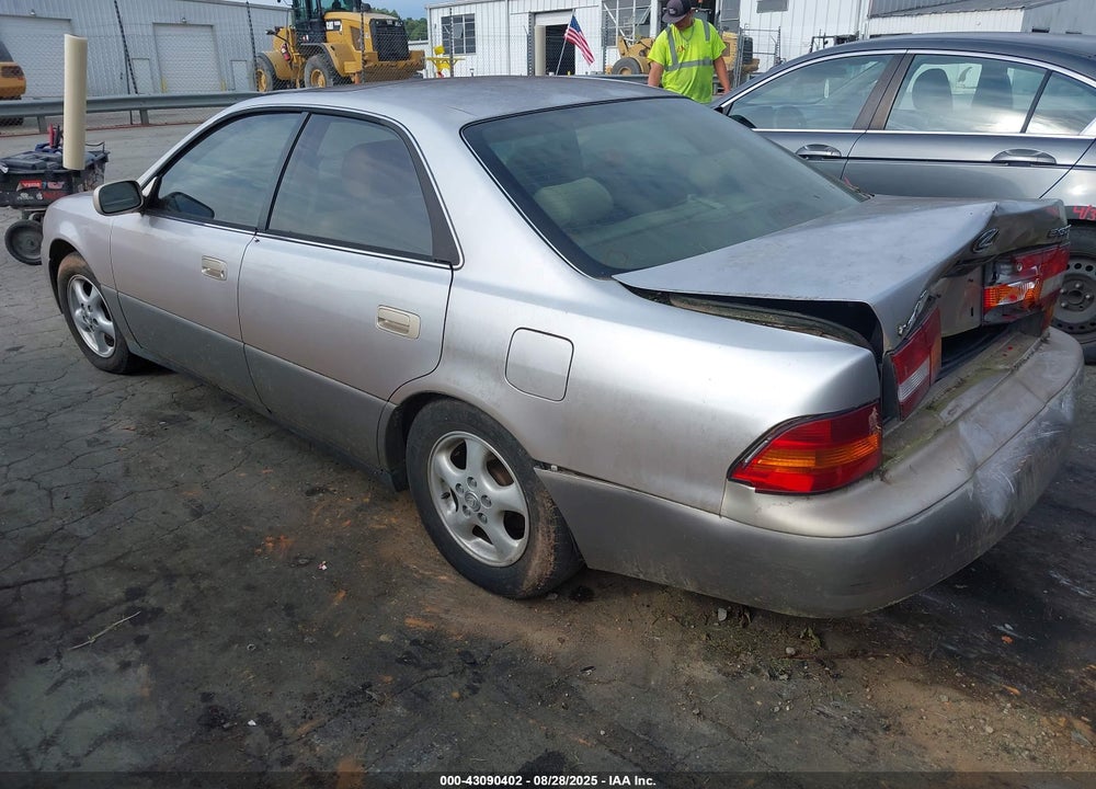 1999 LEXUS ES 300 VIN: JT8BF28G6X5066942