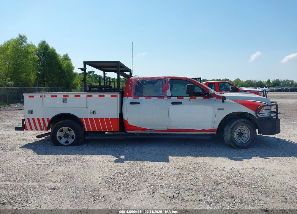 2018 RAM 2500 TRADESMAN 4X2 8' BOX VIN: 3C6UR4HJ7JG243322