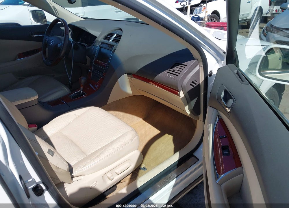 2010 LEXUS ES 350 VIN: JTHBK1EG1A2373311