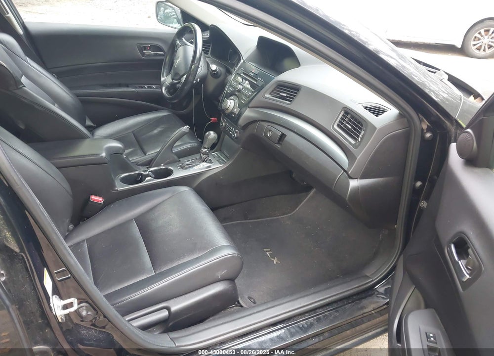 2013 ACURA ILX HYBRID 1.5L VIN: 19VDE3F78DE301176