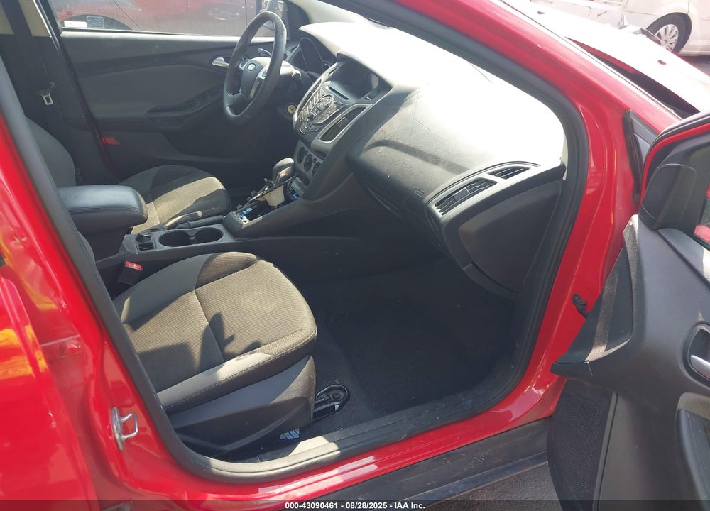 2014 FORD FOCUS SE VIN: 1FADP3F24EL322207