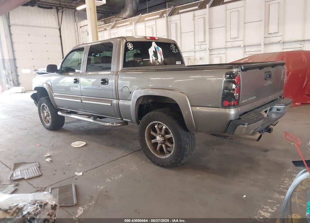 2006 CHEVROLET SILVERADO 1500 LT3 VIN: 2GCEK13T561221411