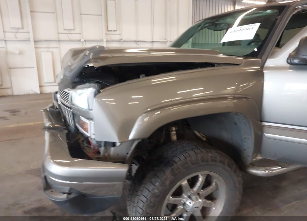 2006 CHEVROLET SILVERADO 1500 LT3 VIN: 2GCEK13T561221411