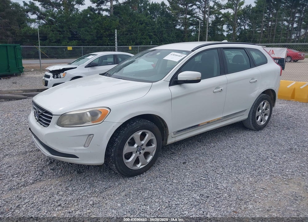 2016 VOLVO XC60 VIN: YV440MDJ8G2850319