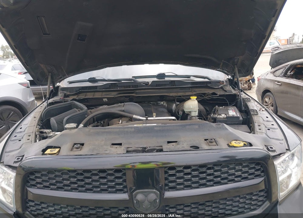 2016 RAM 1500 VIN: 3C6RR6KTXGG326098