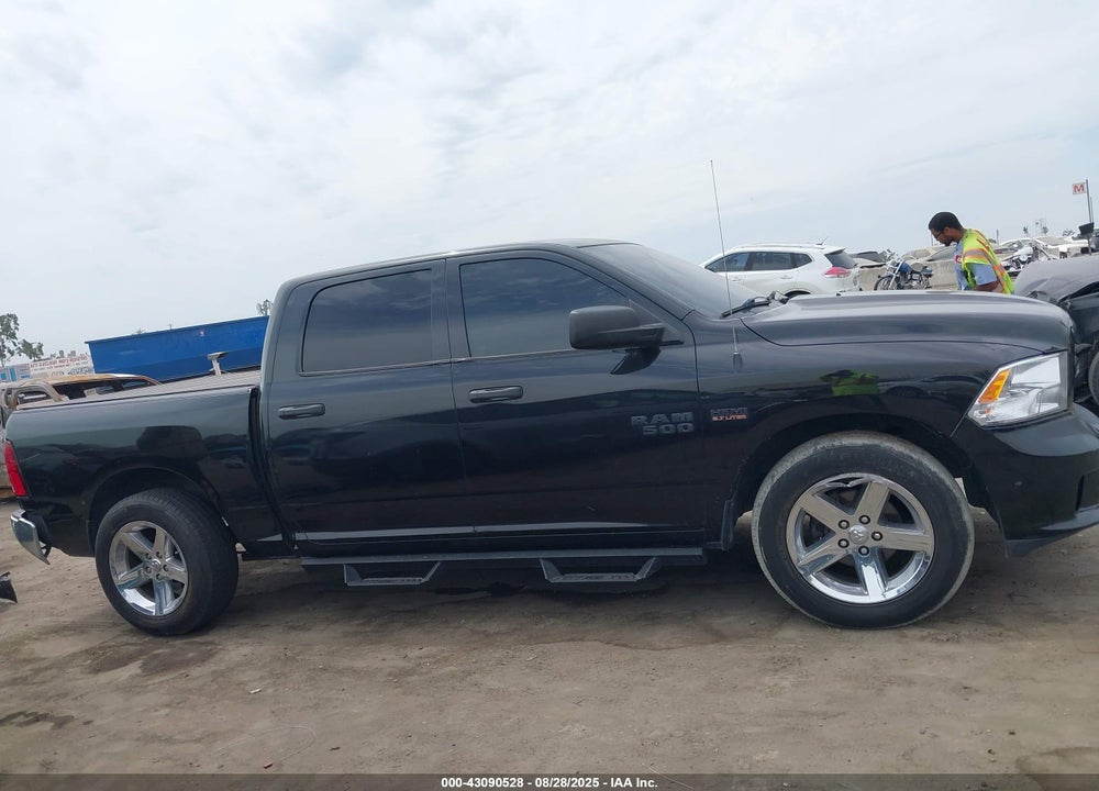 2016 RAM 1500 VIN: 3C6RR6KTXGG326098