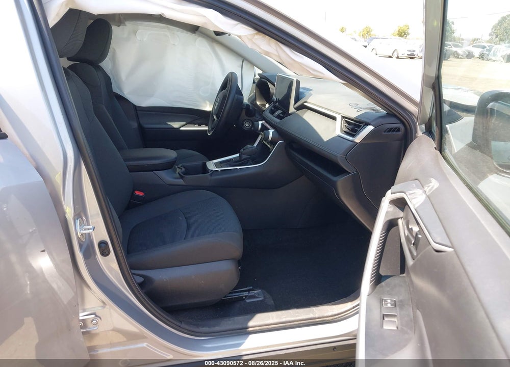 2024 TOYOTA RAV4 VIN: 2T3K1RFV9RW361085