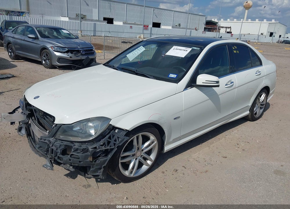 2012 MERCEDES-BENZ C CLASS VIN: WDDGF4HB5CR223652