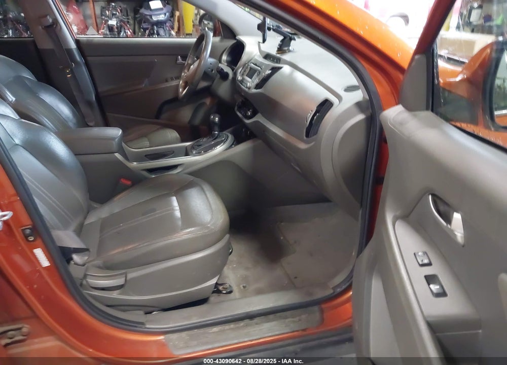 2011 KIA SPORTAGE VIN: KNDPC3A22B7035835