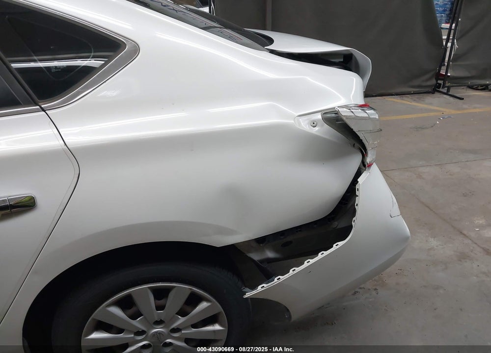 2014 NISSAN SENTRA VIN: 3N1AB7AP8EL689981