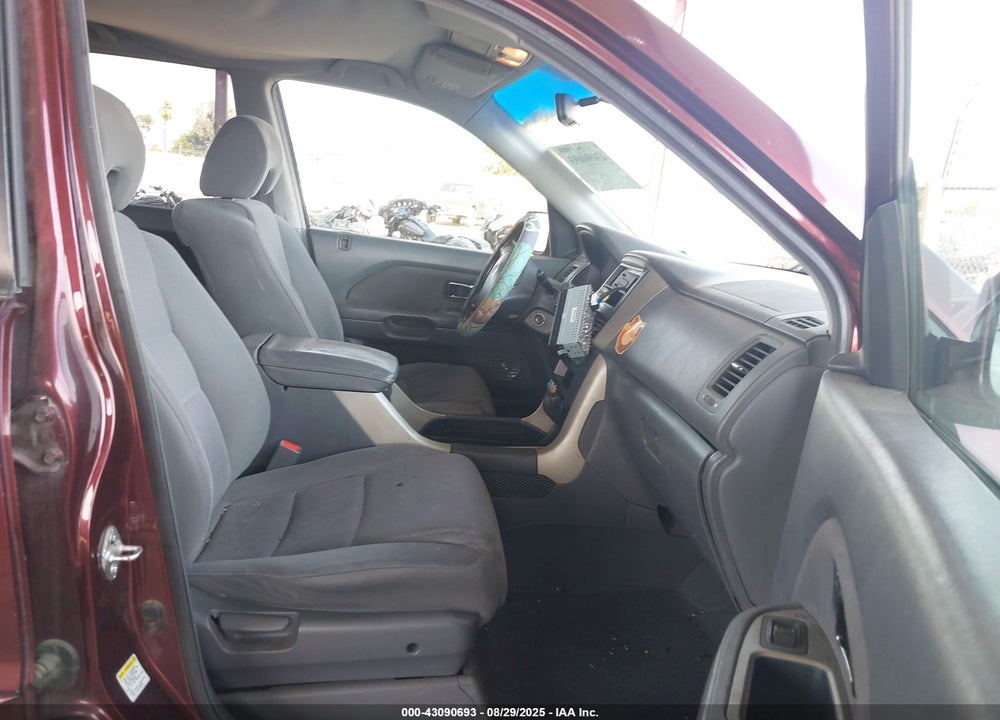 2007 HONDA PILOT VIN: 5FNYF28497B028380