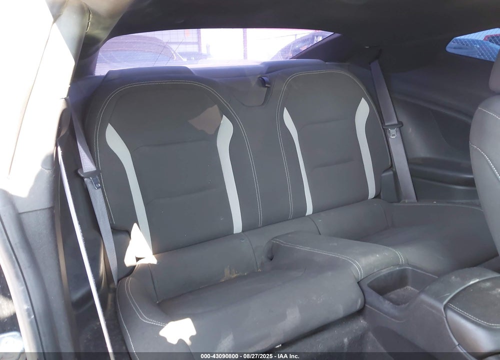 2016 CHEVROLET CAMARO VIN: 1G1FB1RS6G0176777