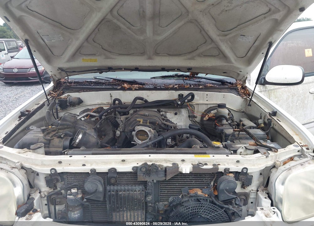 2005 TOYOTA SEQUOIA SR5 V8 VIN: 5TDZT34A45S255922