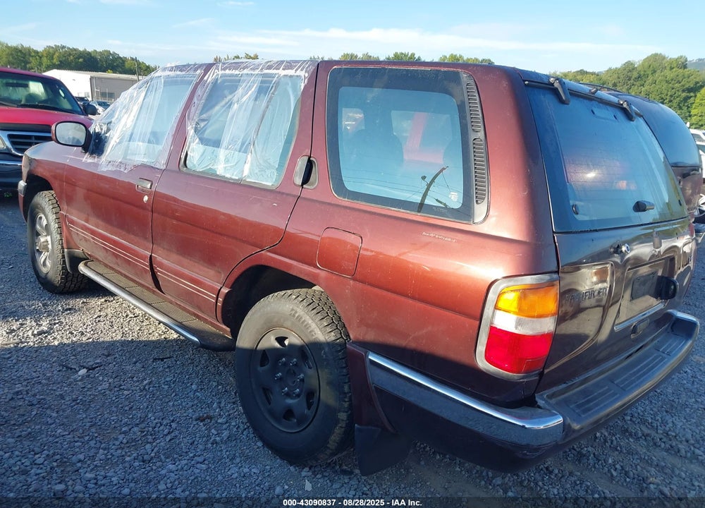 1998 NISSAN PATHFINDER LE/XE VIN: JN8AR05S4WW229571