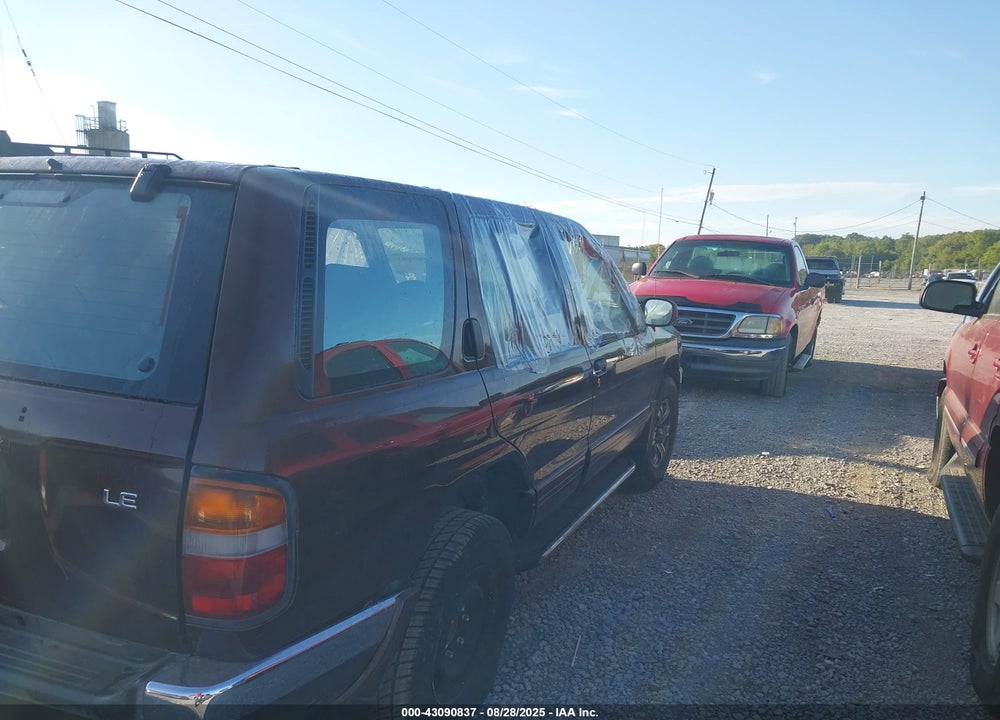 1998 NISSAN PATHFINDER LE/XE VIN: JN8AR05S4WW229571