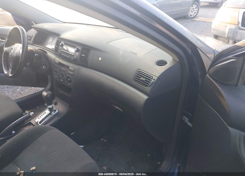 2005 TOYOTA COROLLA S VIN: 1NXBR30E55Z400417