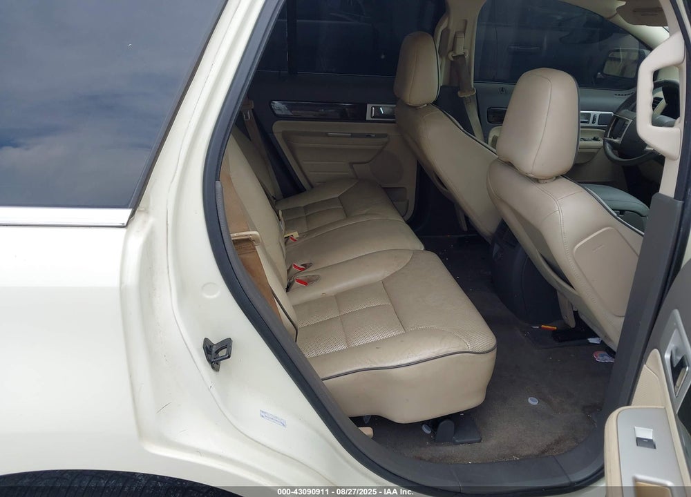 2008 LINCOLN MKX VIN: 2LMDU68C08BJ22262