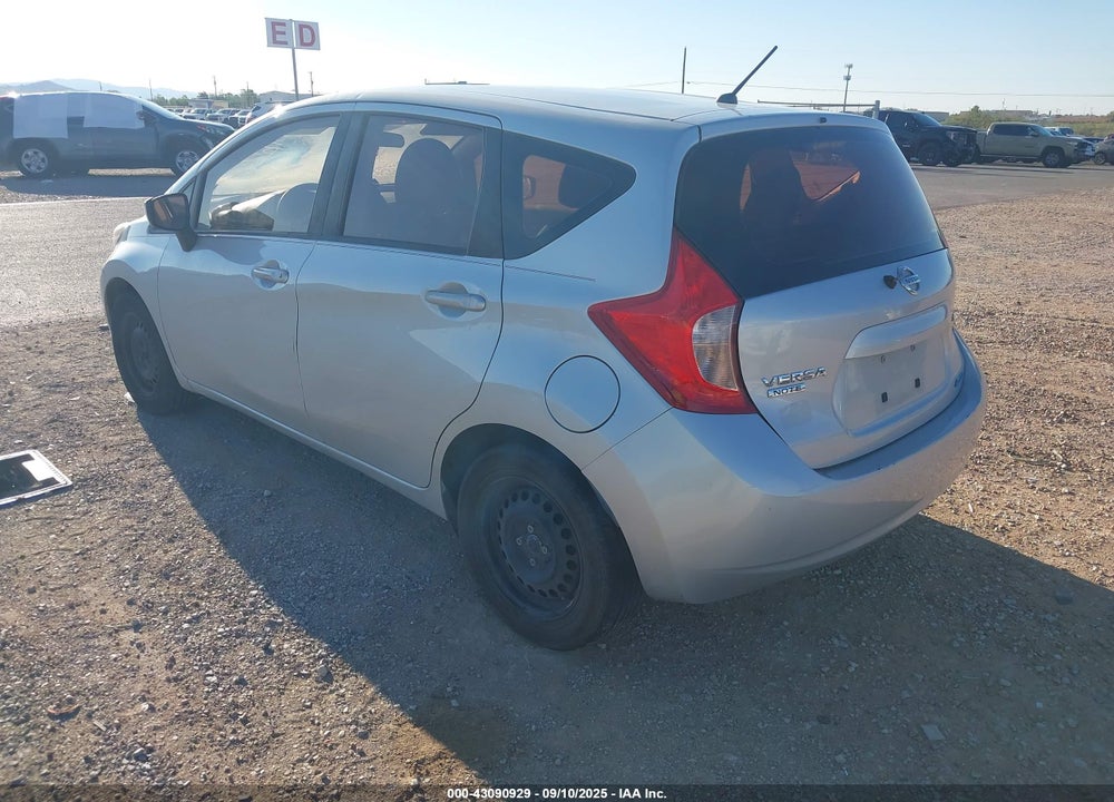 2015 NISSAN VERSA NOTE VIN: 3N1CE2CP7FL422834