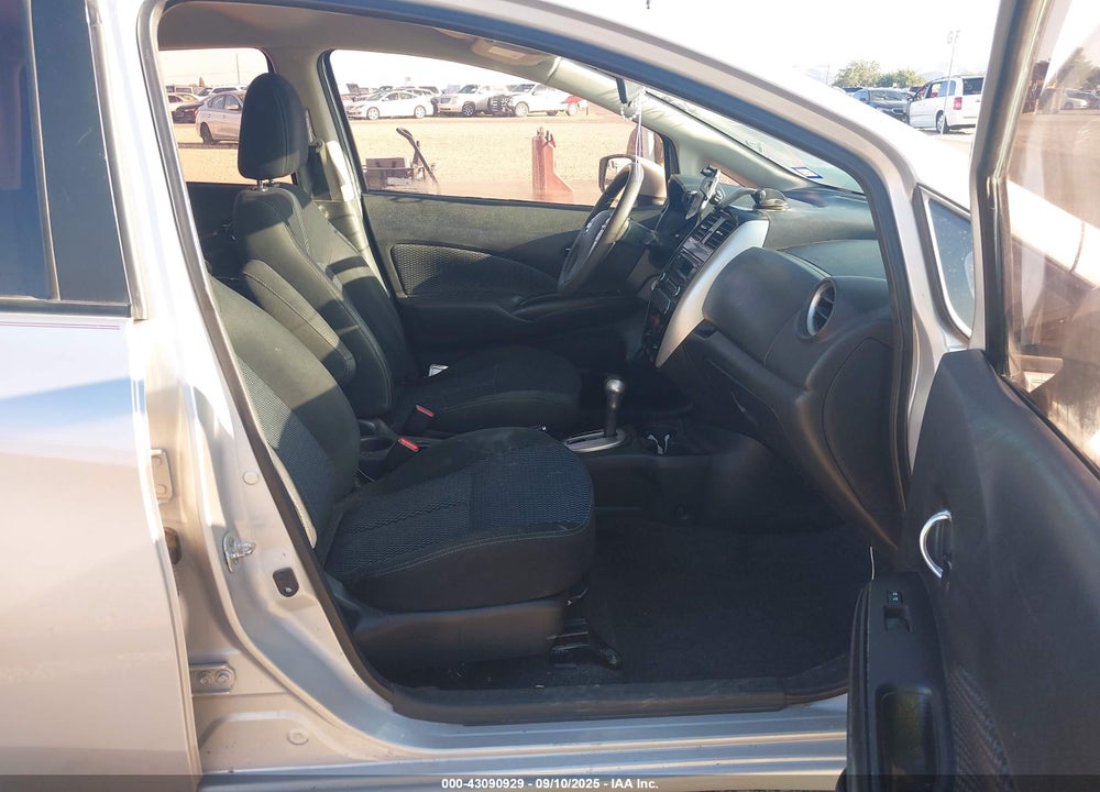 2015 NISSAN VERSA NOTE VIN: 3N1CE2CP7FL422834
