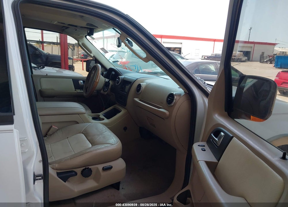 2004 FORD EXPEDITION EDDIE BAUER VIN: 1FMPU17L54LB13984