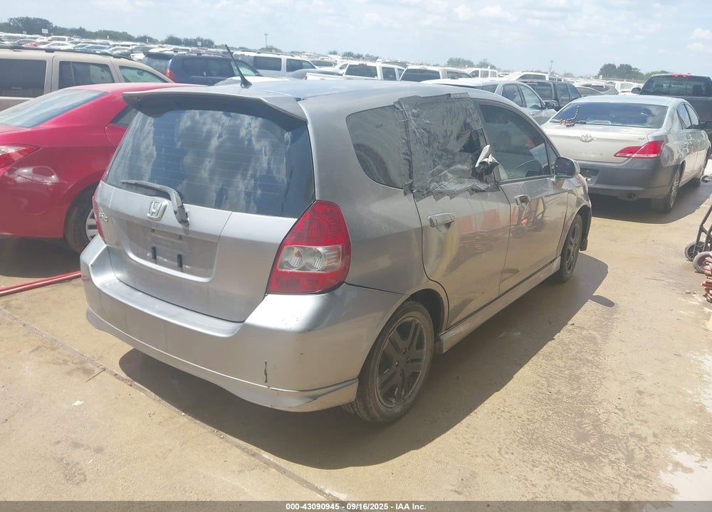 2008 HONDA FIT VIN: JHMGD37678S009629