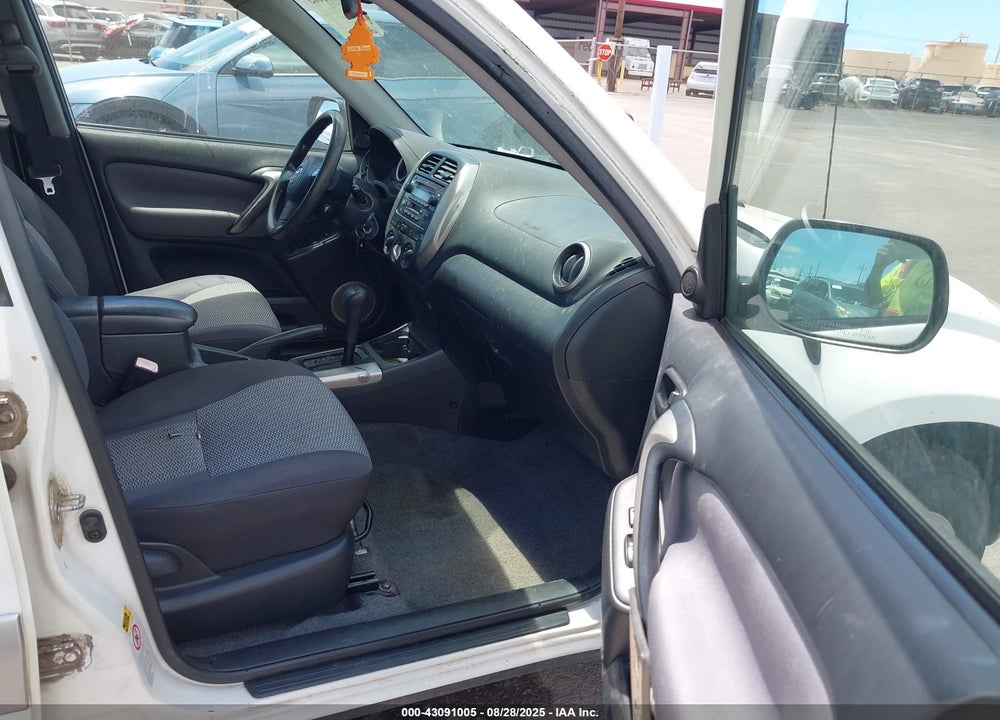 2005 TOYOTA RAV4 VIN: JTEGD20V650069563