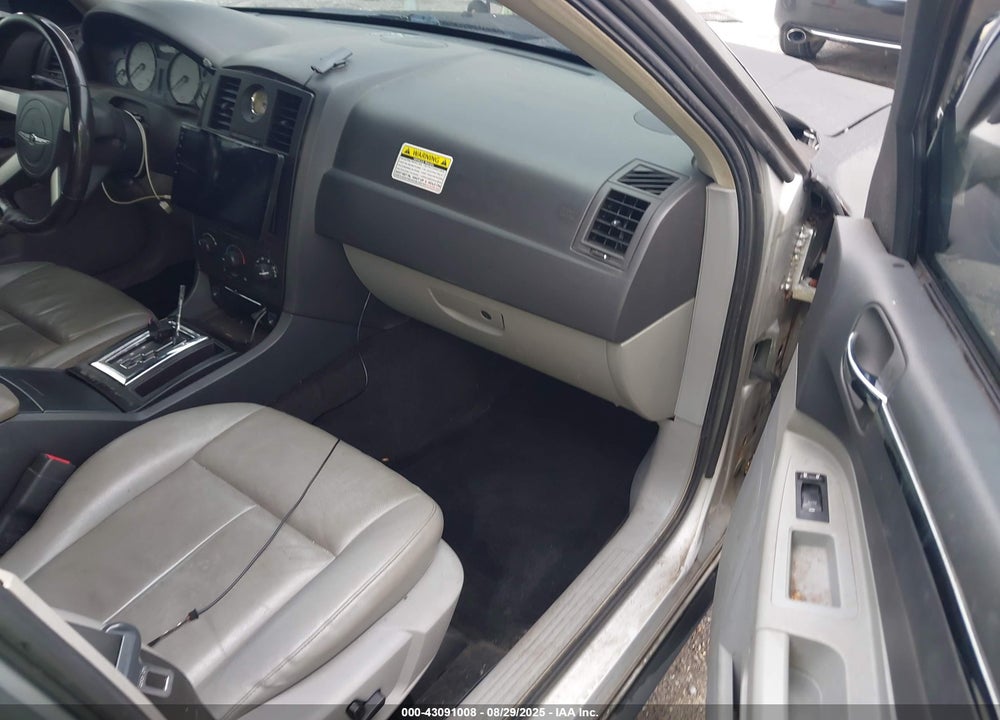 2007 CHRYSLER 300 TOURING VIN: 2C3KA53G47H798394