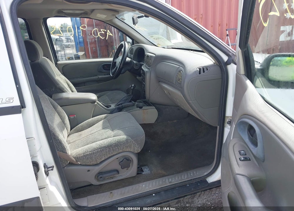 2003 CHEVROLET TRAILBLAZER LS VIN: 1GNDS13S032122419