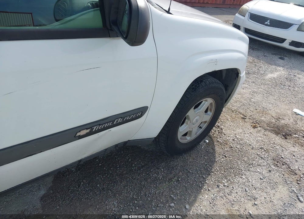 2003 CHEVROLET TRAILBLAZER LS VIN: 1GNDS13S032122419