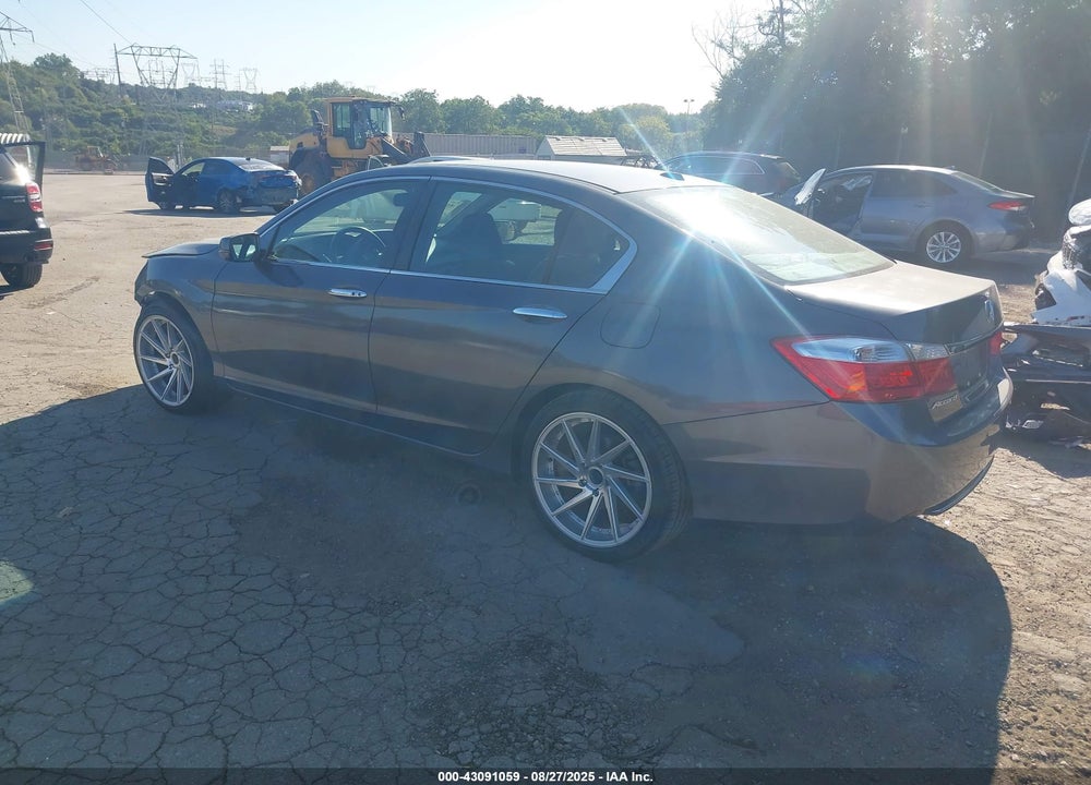 2013 HONDA ACCORD VIN: 1HGCR2F85DA046906