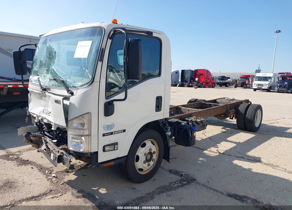 2017 ISUZU NRR DSL REG AT VIN: JALE5W160H7304444