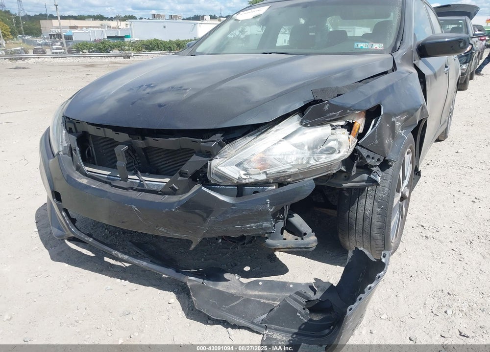 2017 NISSAN ALTIMA VIN: 1N4AL3AP9HC111221