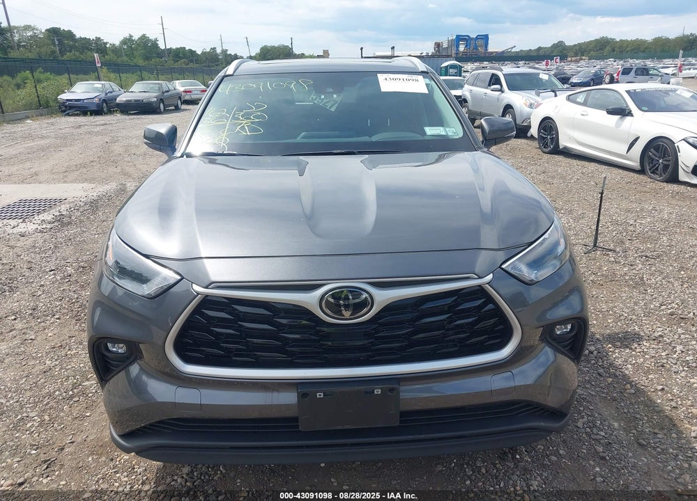 2024 TOYOTA HIGHLANDER VIN: 5TDKDRBH2RS566238