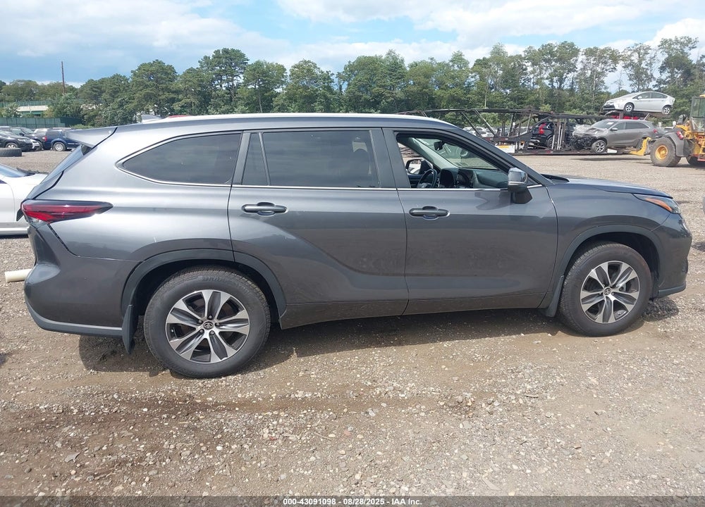 2024 TOYOTA HIGHLANDER VIN: 5TDKDRBH2RS566238
