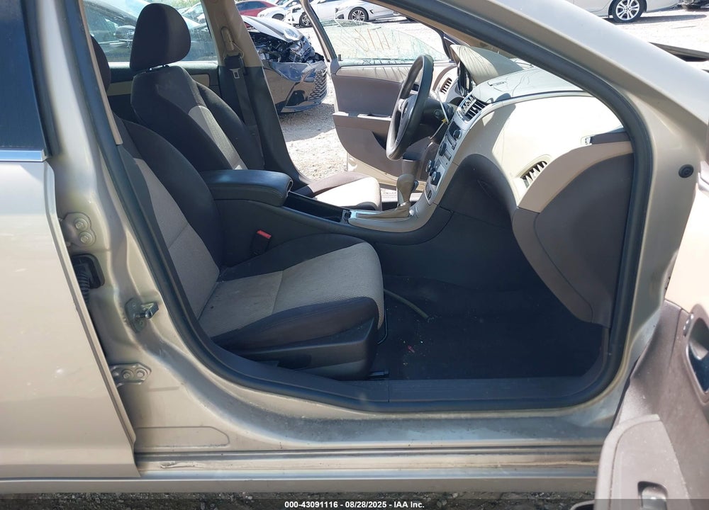 2011 CHEVROLET MALIBU VIN: 1G1ZB5E13BF221309