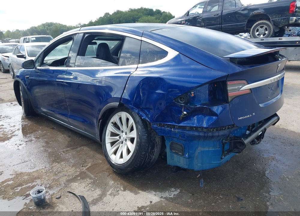 2018 TESLA MODEL X VIN: 5YJXCDE20JF103722