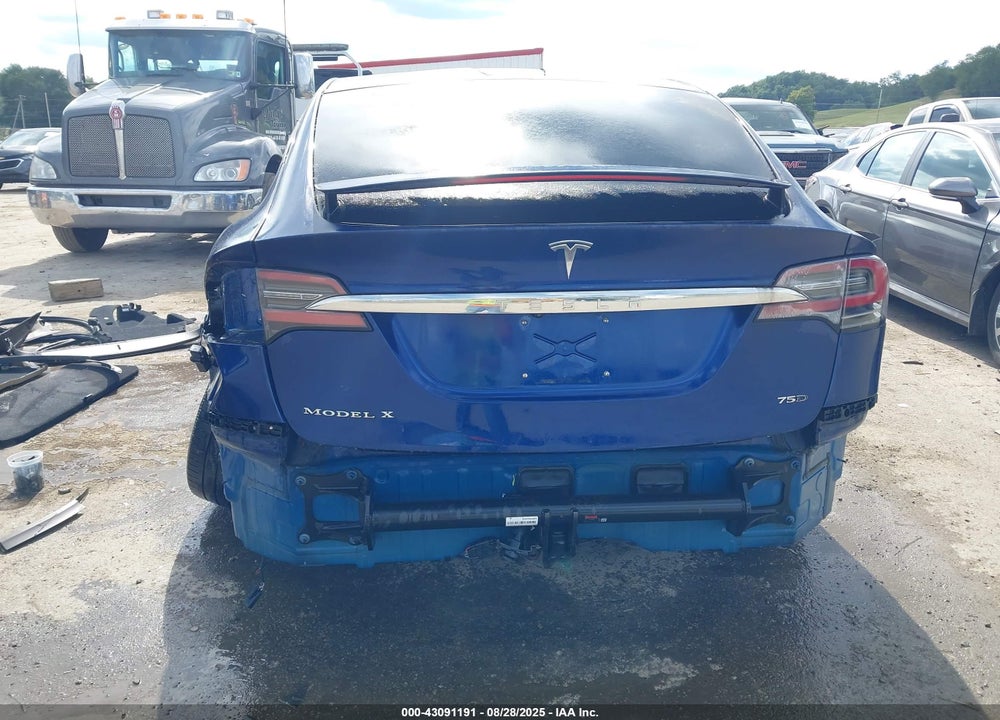 2018 TESLA MODEL X VIN: 5YJXCDE20JF103722