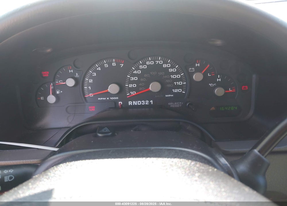 2004 FORD EXPLORER XLS VIN: 1FMZU72KX4ZA67740