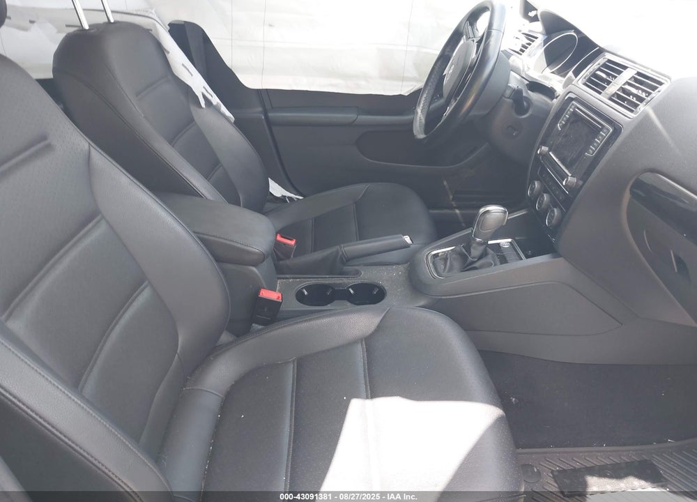 2017 VOLKSWAGEN JETTA VIN: 3VWL17AJ7HM363847