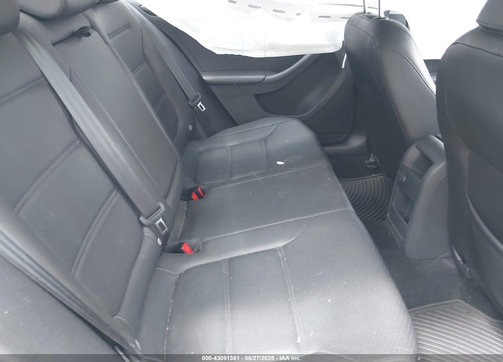 2017 VOLKSWAGEN JETTA VIN: 3VWL17AJ7HM363847
