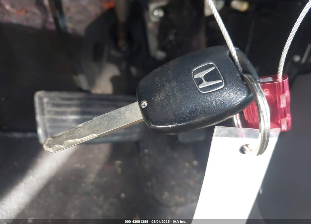 2013 HONDA CR-V VIN: 5J6RM4H78DL065021