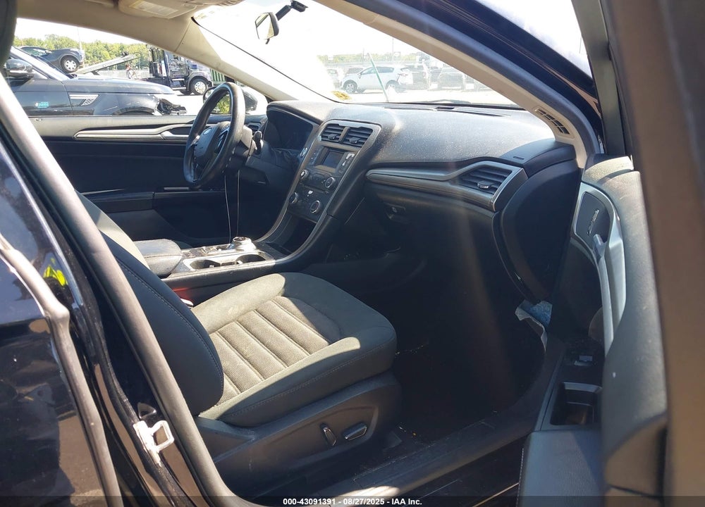 2017 FORD FUSION SE VIN: 3FA6P0H73HR203313