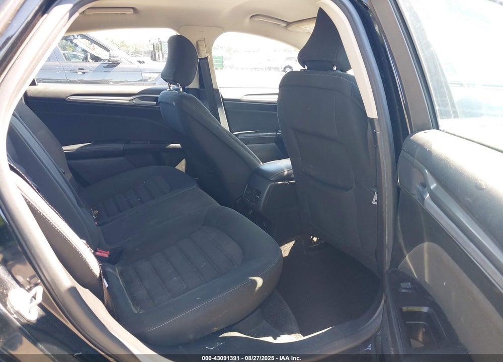 2017 FORD FUSION SE VIN: 3FA6P0H73HR203313